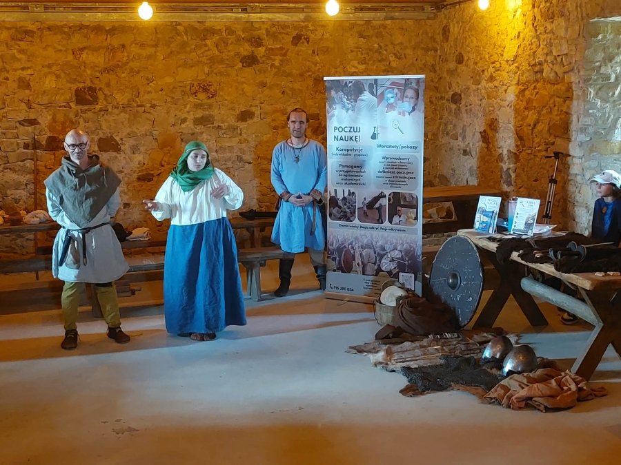 „Lato na Zamku w Melsztynie” – 8 wakacyjnych niedziel pełnych historii, zabawy i średniowiecznych przygód!