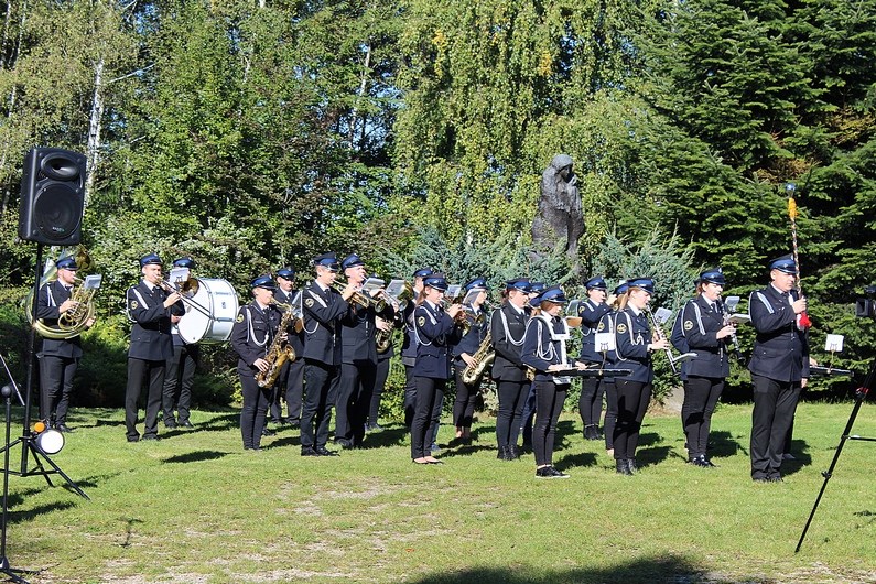 mt_gallery: Mogiła Pamięci w&nbsp;Jamnej